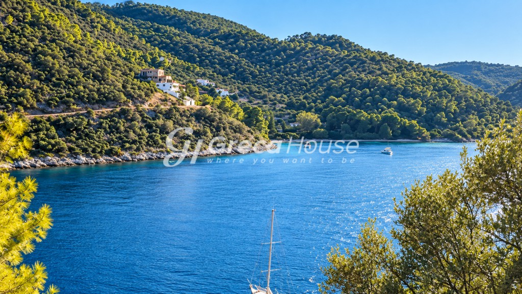 Οικόπεδο 1.070 τ.μ. πρός πώληση, Κορινθία, Σολύγεια