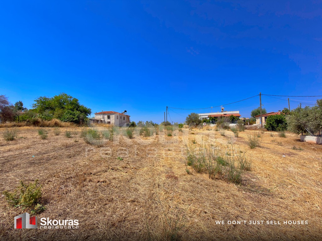 Οικόπεδο 2.168 τ.μ. προς πώληση, Ίρια
