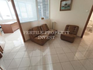 Office 65 sqm for rent