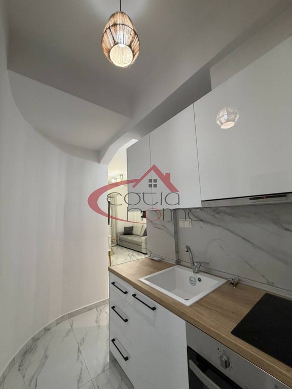 Studio / γκαρσονιέρα 25 τ.μ. πρός πώληση, Θεσσαλονίκη - Κέντρο, Ροτόντα
