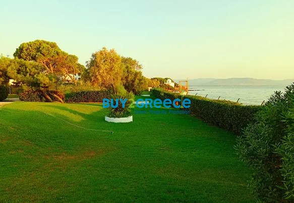 Μεζονέτα 160 τ.μ. πρός ενοικίαση, Αθήνα - Ανατολικά Προάστια, Νέα Μάκρη