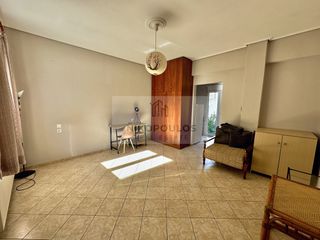 Studio / γκαρσονιέρα 30 τ.μ. προς πώληση, Τσιμπούκη-thumb-2