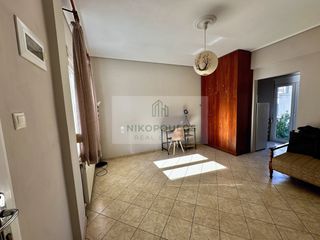 Studio / γκαρσονιέρα 30 τ.μ. προς πώληση, Τσιμπούκη-thumb-3