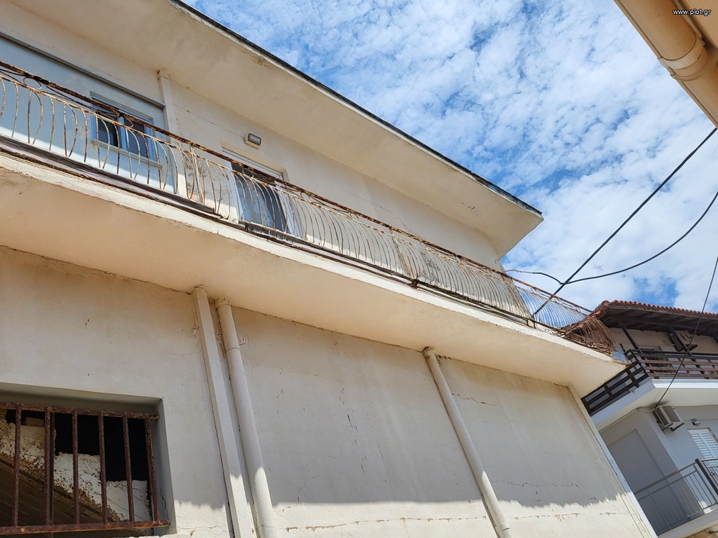 Επιχειρηματικό κτίριο 1.030 τ.μ. πρός πώληση, Ν. Κεφαλονιάς, Κεφαλονιά