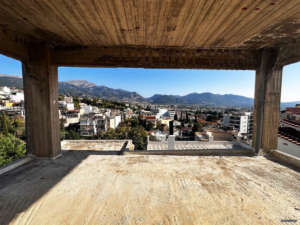 Συγκρότημα διαμερισμάτων 640 τ.μ. πρός πώληση, Αχαΐα, Πάτρα