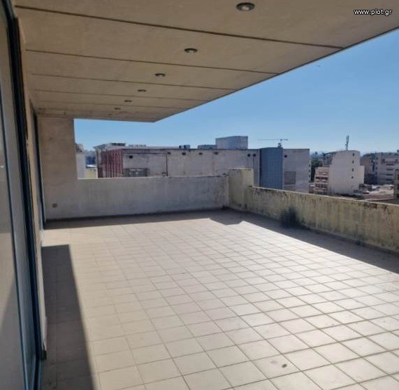 Επιχειρηματικό κτίριο 1.200 τ.μ. πρός πώληση, Πειραιάς, Λιμάνι