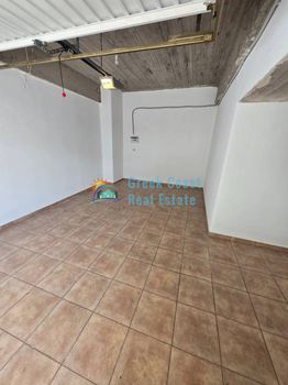 Parking 25 sqm for rent