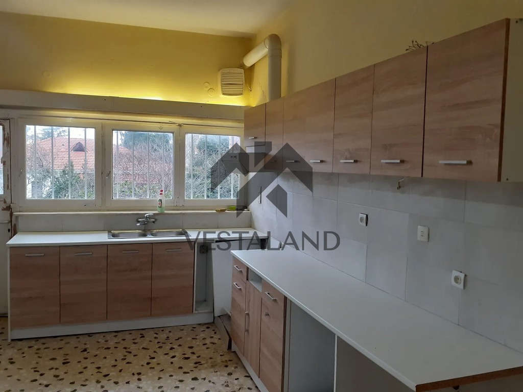 Μονοκατοικία 120 τ.μ. πρός ενοικίαση, Αθήνα - Βόρεια Προάστια, Άνοιξη