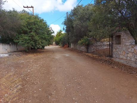 Land plot 1.079,88 sqm for sale