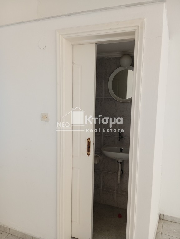 Κατάστημα 35 τ.μ. πρός πώληση, Ν. Ηλείας, Πύργος