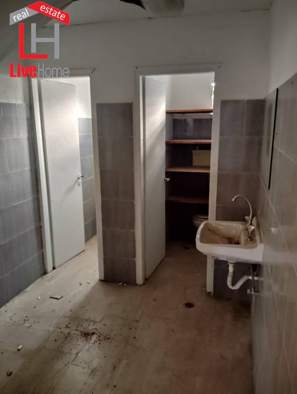 Βιοτεχνικός χώρος 250 τ.μ. πρός πώληση, Κορινθία, Σικυώνα