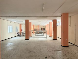 Store 350 sqm for rent