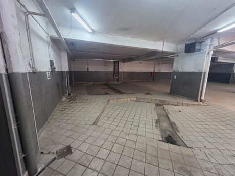 Αίθουσα 386 τ.μ. προς ενοικίαση