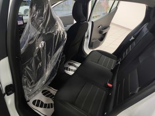 Dacia Sandero 2026 STEPWAY-Eco-G120-expression-thumb-15