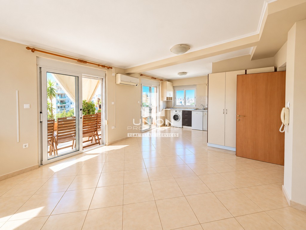 Studio / γκαρσονιέρα 35 τ.μ. πρός ενοικίαση, Αθήνα - Νότια Προάστια, Παλαιό Φάληρο