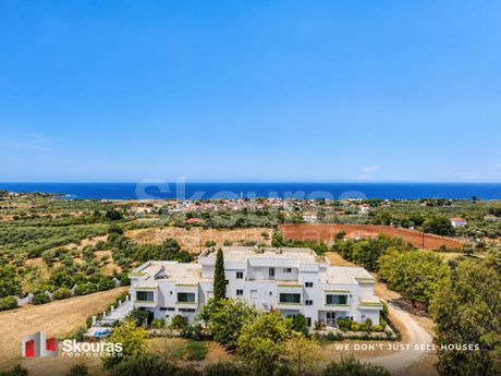 Ξενοδοχείο 1.900 τ.μ. πρός πώληση