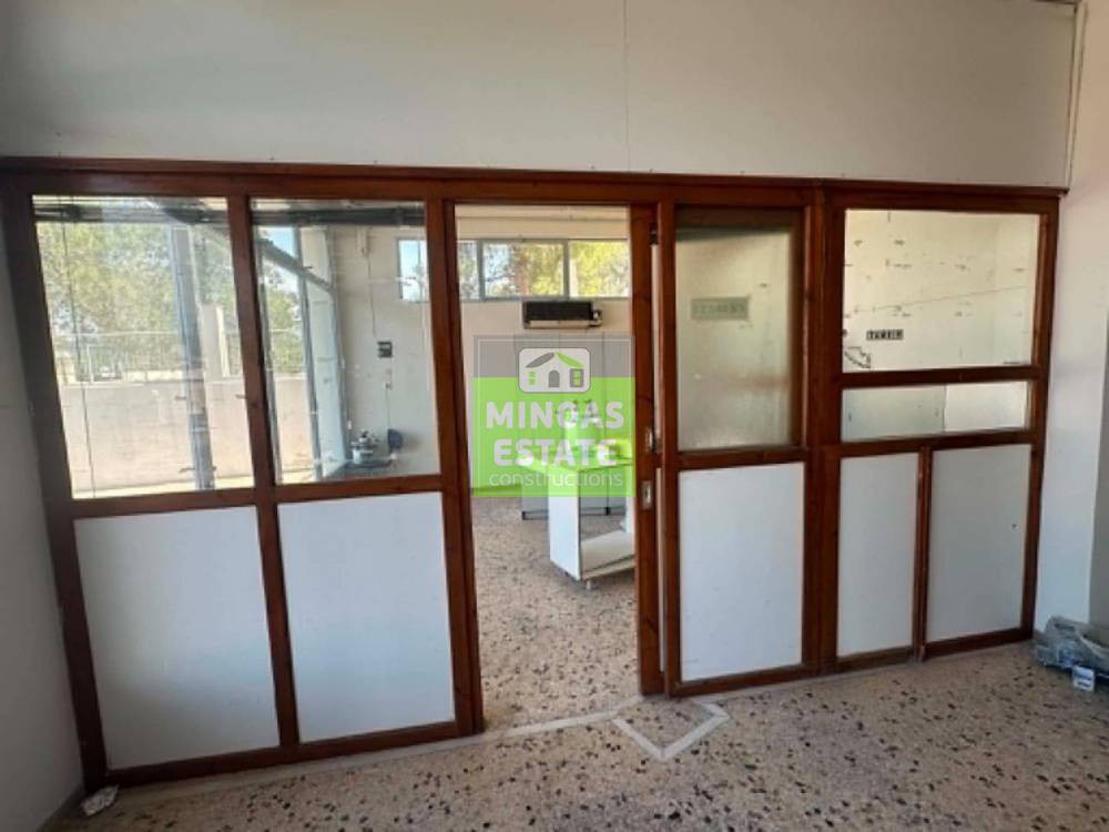 Κατάστημα 113 τ.μ. προς ενοικίαση, Κέντρο Μεγάρων
