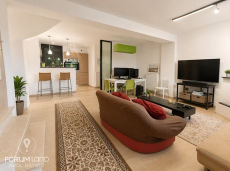 Maisonette 250 sqm for rent