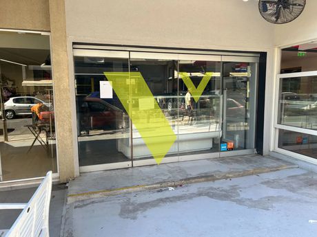 Store 100 sqm for rent