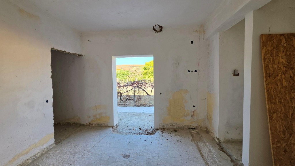 Επιχειρηματικό κτίριο 166 τ.μ. πρός ενοικίαση, Ν. Κέρκυρας, Κέρκυρα