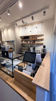 Store 25 sqm for sale