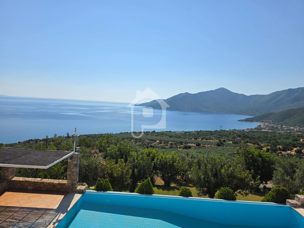 Villa 110 sqm for rent, Arcadia, Leonidio