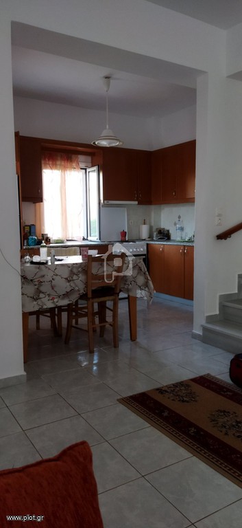 Μεζονέτα 120 τ.μ. προς ενοικίαση, Σχίσμα