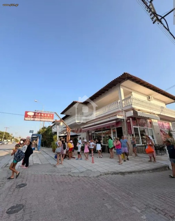 Κατάστημα 210 τ.μ. προς πώληση, Πευκοχώρι