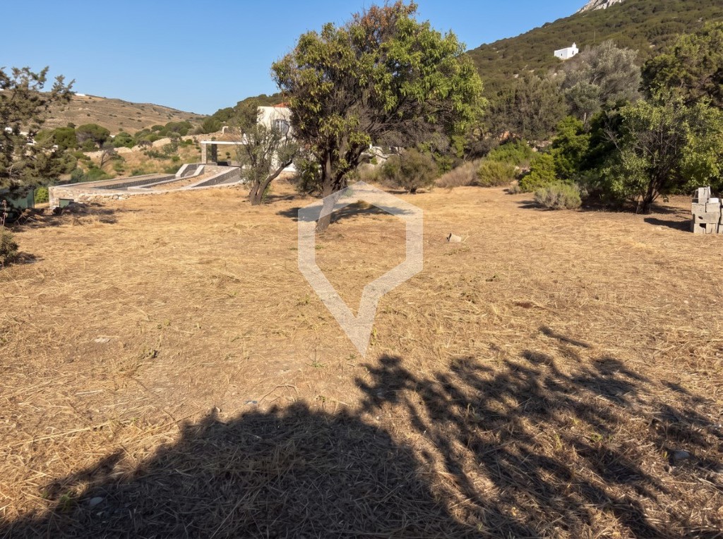 Οικόπεδο 1.226 τ.μ. πρός πώληση, Κυκλάδες, Σύρος