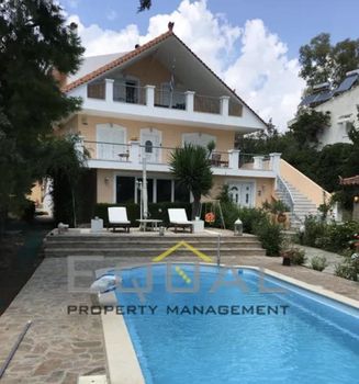 Villa 280 sqm for sale