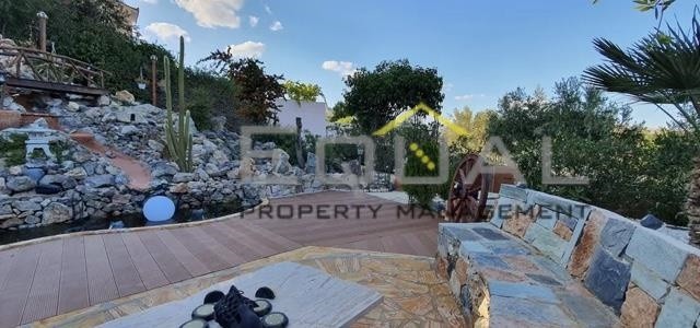 Βίλλα 320 τ.μ. πρός πώληση, Αττική - Υπόλοιπο, Παλαιά Φώκαια