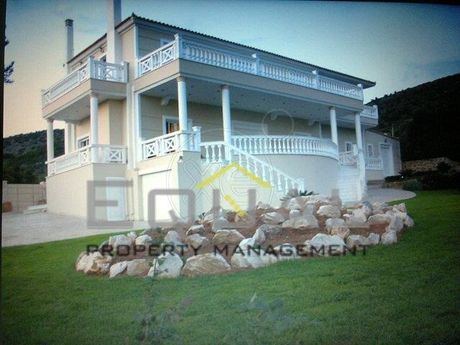 Villa 400 sqm for sale