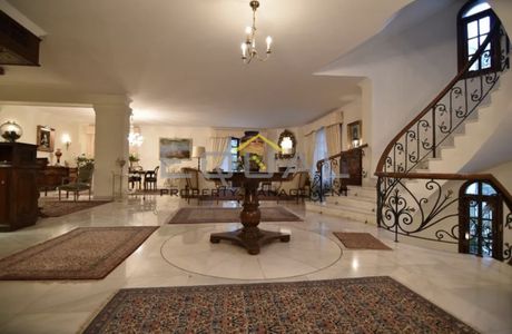 Villa 700 sqm for sale
