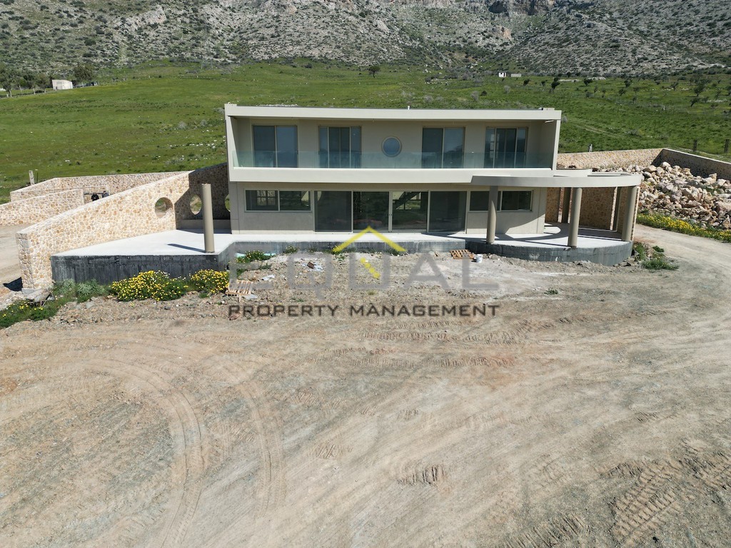 Βίλλα 520 τ.μ. πρός πώληση, Αττική - Υπόλοιπο, Κερατέα