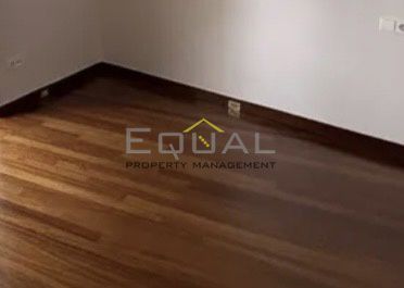 Detached home 400 sqm for rent