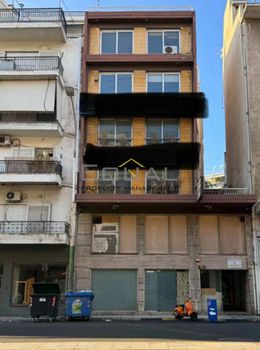 Επιχειρηματικό κτίριο 1.360 τ.μ. προς πώληση