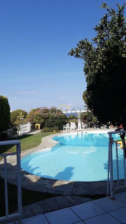 Βίλλα 180 τ.μ. πρός πώληση, Αττική - Υπόλοιπο, Σαρωνίδα
