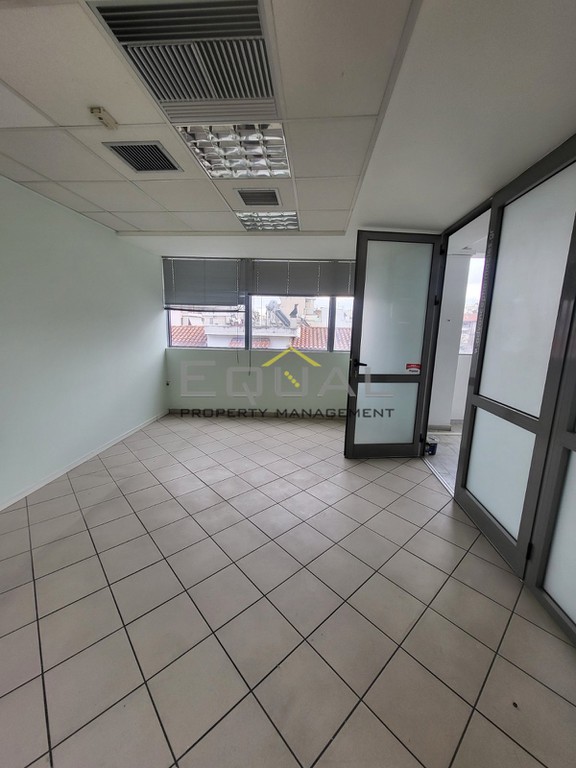 Γραφείο 330 τ.μ. πρός ενοικίαση, Αθήνα - Βόρεια Προάστια, Νέα Ιωνία