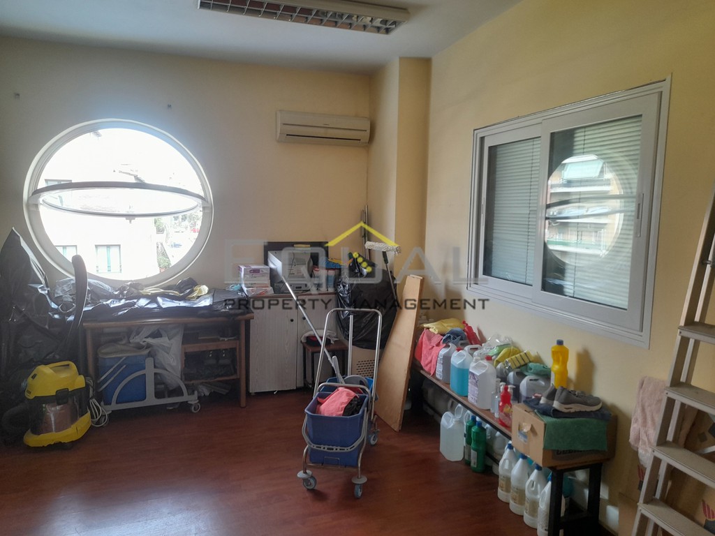 Επιχειρηματικό κτίριο 1.550 τ.μ. προς πώληση, Αθήνα - Κέντρο, Κολωνός - Κολοκυνθούς