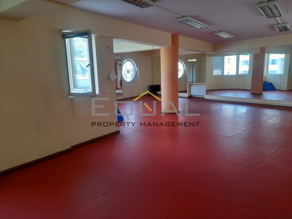 Επιχειρηματικό κτίριο 1.550 τ.μ. προς πώληση, Αθήνα - Κέντρο, Κολωνός - Κολοκυνθούς