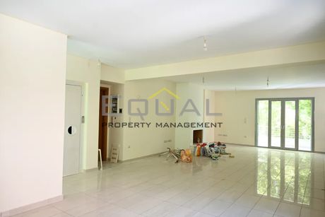 Maisonette 350 sqm for rent