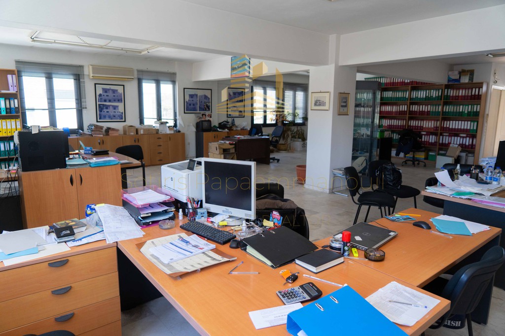 Επιχειρηματικό κτίριο 544 τ.μ. προς πώληση, Ραφήνα