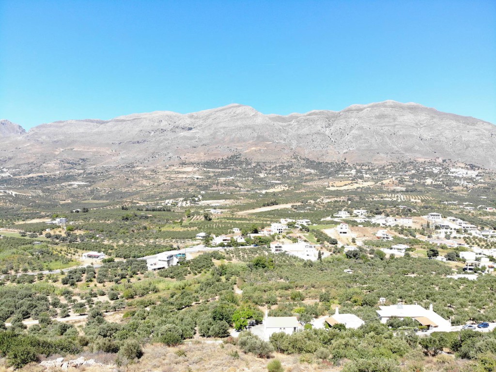 Αγροτεμάχια 2.650 τ.μ. πρός πώληση, Ν. Ρεθύμνου, Φοινίκας