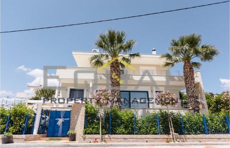 Βίλλα 450 τ.μ. πρός πώληση