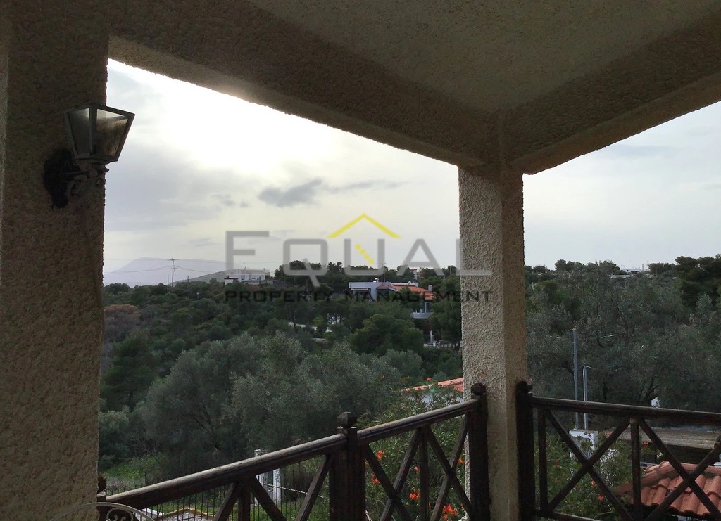 Μονοκατοικία 240 τ.μ. προς ενοικίαση, Ραφήνα