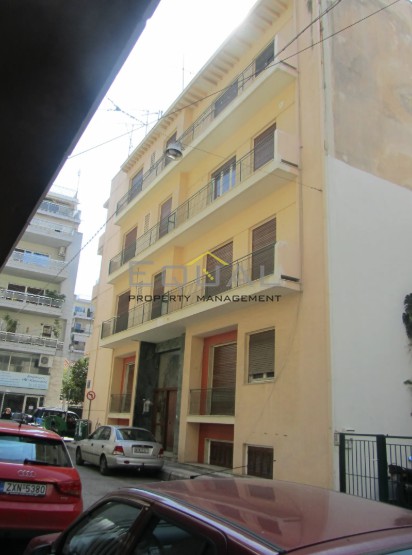 Κτίριο 825 τ.μ. προς ενοικίαση, Καλλιθέα