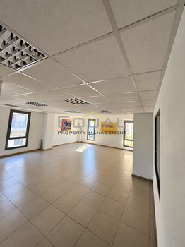 Office 465 sqm for rent