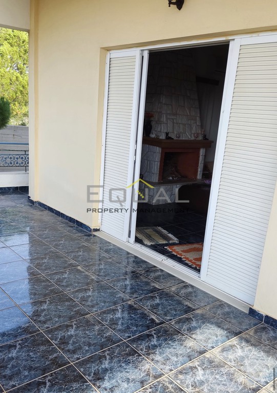 Μονοκατοικία 300 τ.μ. προς ενοικίαση, Παλαιά Φώκαια
