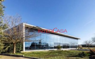 Business bulding 3.590 sqm for sale