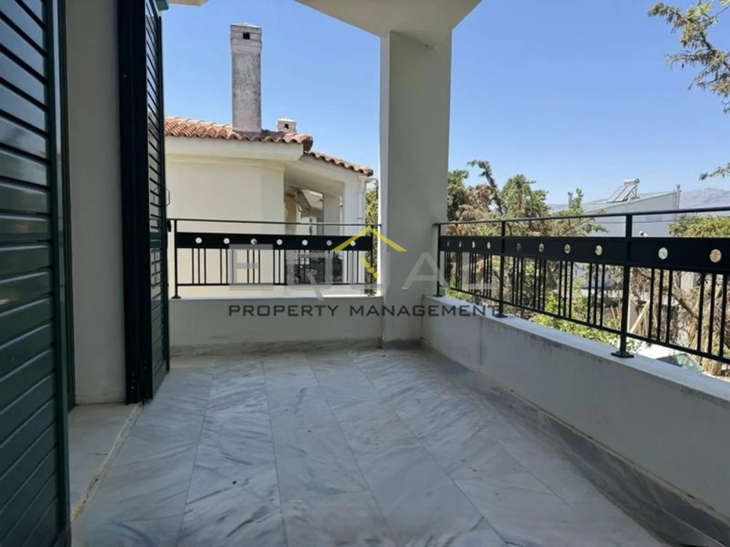 Μεζονέτα 250 τ.μ. πρός ενοικίαση, Αθήνα - Βόρεια Προάστια, Κηφισιά